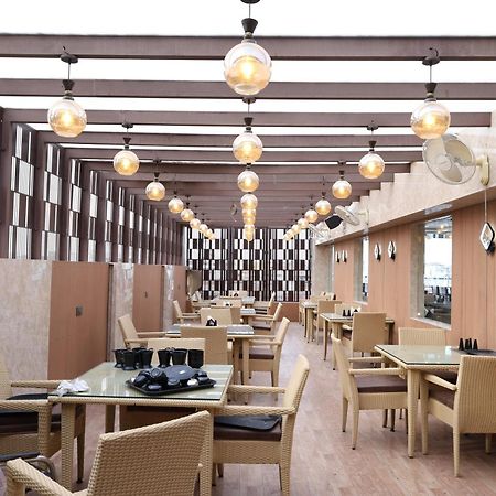 Hotel Deva Inn Varanasi Exterior photo