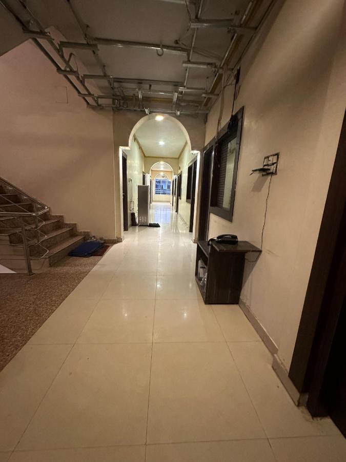 Hotel Deva Inn Varanasi Exterior photo